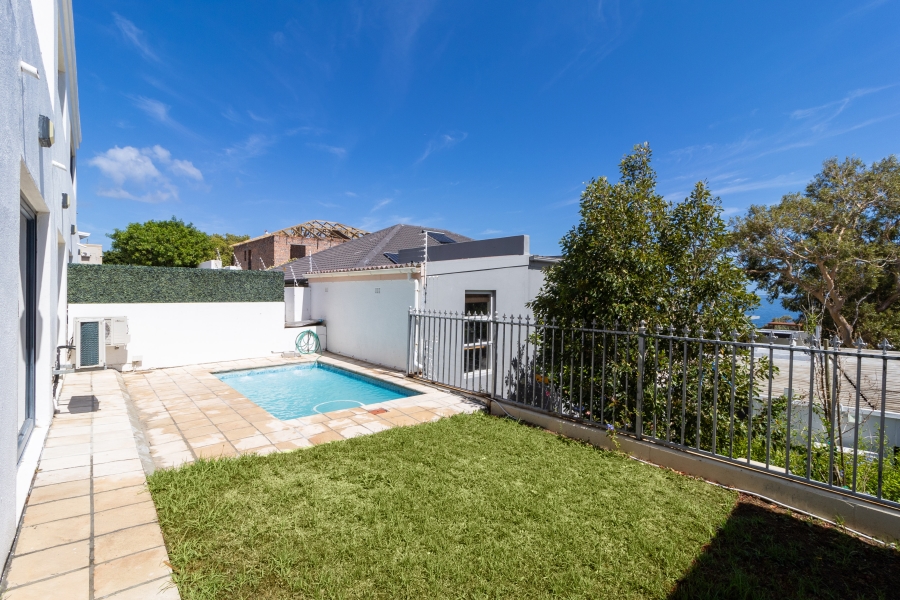 3 Bedroom Property for Sale in Camps Bay Western Cape